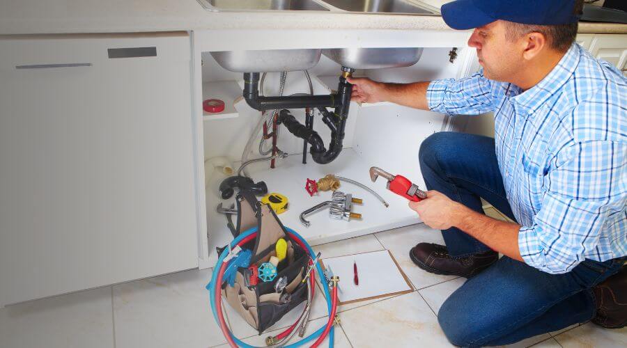 Expert burst pipe repair services in Carnegie, OK
